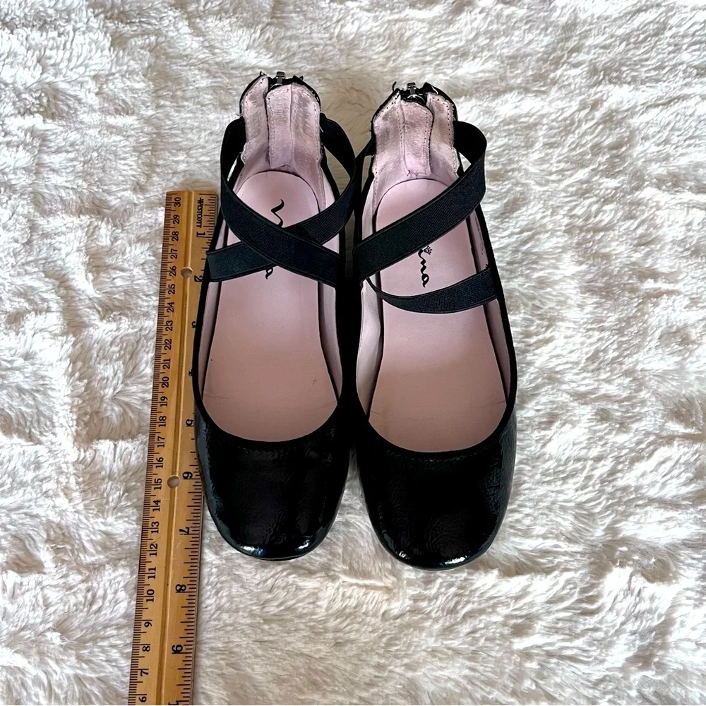 Black patent leather Nina shoes with elastic straps & zip backs. size 12